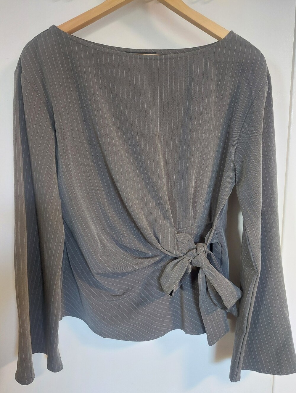 Cider Gray Pinstripe Long Sleeve Tie-Front Top - Picture 6 of 7